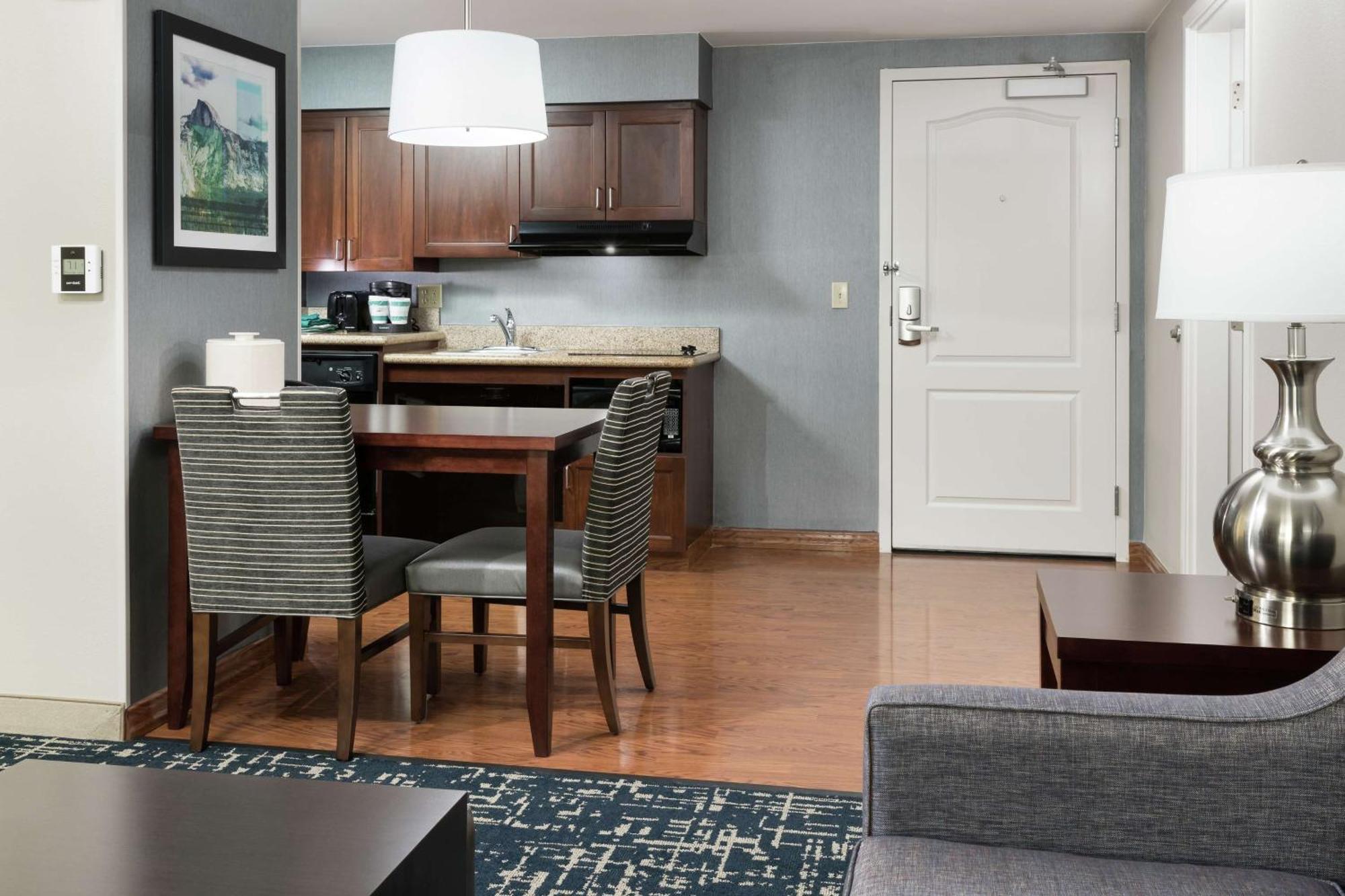 Homewood Suites By Hilton Fresno Airport/Кловис Экстерьер фото