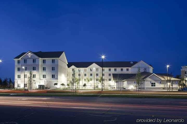 Homewood Suites By Hilton Fresno Airport/Кловис Экстерьер фото
